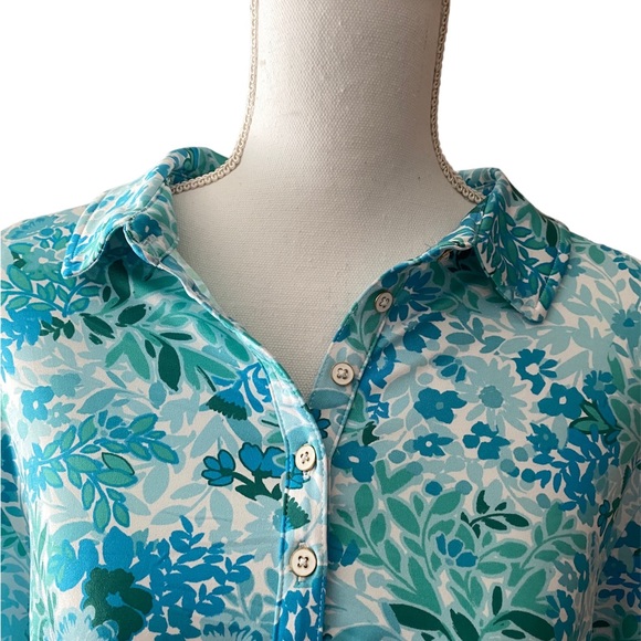Croft & Barrow, size XXL, collared floral blouse, polyester & spandex blend. - Picture 5 of 10